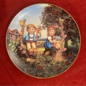 M.I. Hummel “Apple Tree Boy and Girl” Little Companions Vintage Plate Collection